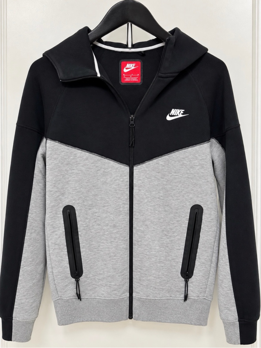 Nike Kids Black & Gray Full-Zip Hoodie Jacket